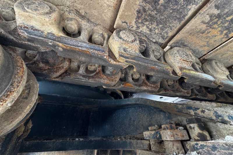 OmecoHub - Immagine HYUNDAI HX520L